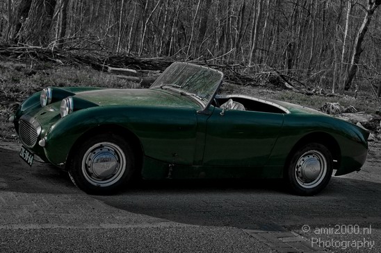 Old_car_Miscellaneous_Photography_001_Canon_EOS_7D.JPG