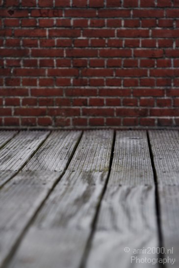 The_dock_and_wall_Miscellaneous_Photography_001_Canon_EOS_7D.JPG