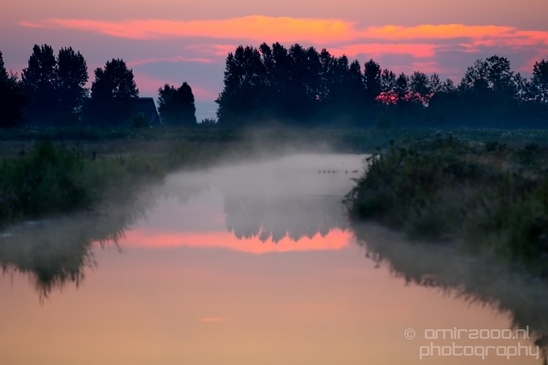 Sunrise_over_Dutch_landscape_nederlandse_landschap_summer_Photography_006_Canon_EOS_5D_Mark_IV.JPG