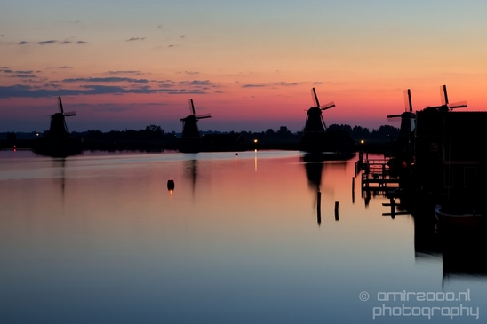 Sunrise_over_the_windmills_of_Zaanse_Schans_molen_Zaandam_Landscape_Photography_002_Canon_EOS_5D_Mark_IV.JPG