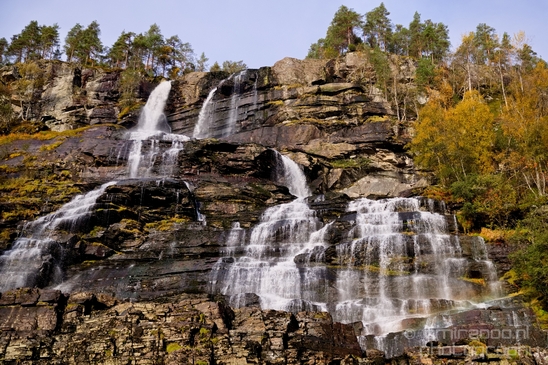Tvindefossen_waterfall_in_Voss_Municipality_Vestland_county_Norway_nature_landscape_Photography_003_Canon_EOS_5D_Mark_IV.JPG