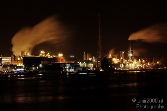 Amsterdam_Noord_Netherlands_Night_Photography_001_Canon_EOS_50D.JPG