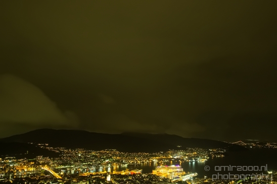 Bergen_at_Night_the_capital_of_Fjord_Norway_City_urban_street_Photography_002_Canon_EOS_5D_Mark_IV.JPG