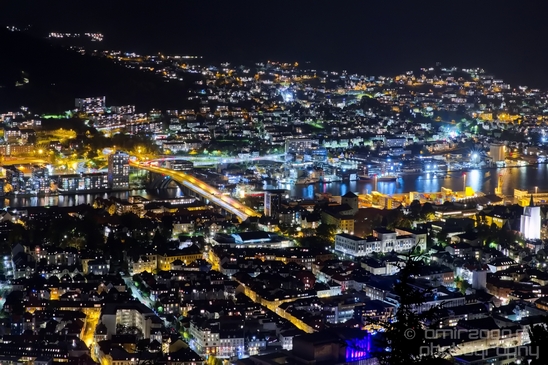 Bergen_at_Night_the_capital_of_Fjord_Norway_City_urban_street_Photography_006_Canon_EOS_5D_Mark_IV.JPG