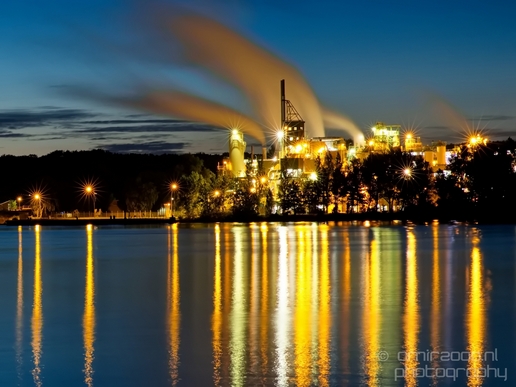 Chemicals_company_night_Amsterdam_Noord_cityscape_Netherlands_Photography_005_Canon_EOS_5D_Mark_IV.JPG