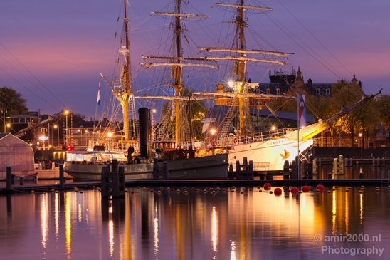 Just_before_sunrise_night_Amsterdam_scheepvaart_Netherlands_Photography_001_Canon_EOS_5D_Mark_IV.JPG