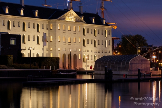 Just_before_sunrise_night_Amsterdam_scheepvaart_Netherlands_Photography_002_Canon_EOS_5D_Mark_IV.JPG