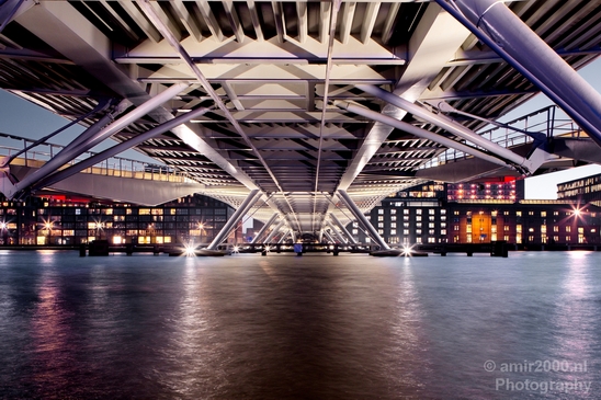 Night_Amsterdam_centrum_canals_Netherlands_Photography_001_Canon_EOS_5D_Mark_IV.JPG