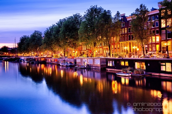 Night_Amsterdam_centrum_canals_cityscape_Netherlands_Photography_009_Canon_EOS_5D_Mark_IV.JPG