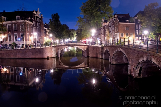 Night_Amsterdam_centrum_canals_cityscape_Netherlands_Photography_023_Canon_EOS_5D_Mark_IV.JPG
