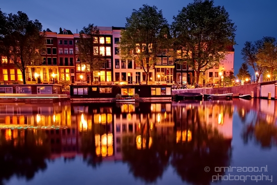 Night_Amsterdam_centrum_canals_cityscape_Netherlands_Photography_026_Canon_EOS_5D_Mark_IV.JPG