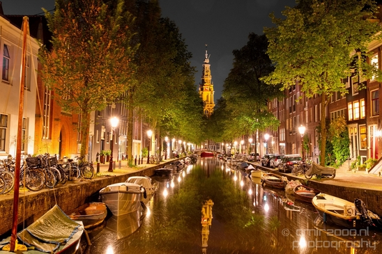 Night_Amsterdam_centrum_canals_cityscape_Netherlands_Photography_040_Canon_EOS_5D_Mark_IV.JPG