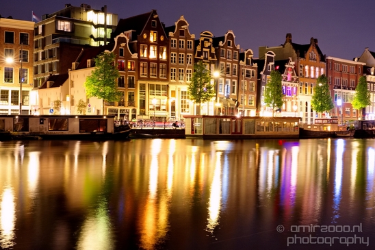 Night_Amsterdam_centrum_canals_cityscape_Netherlands_Photography_041_Canon_EOS_5D_Mark_IV.JPG