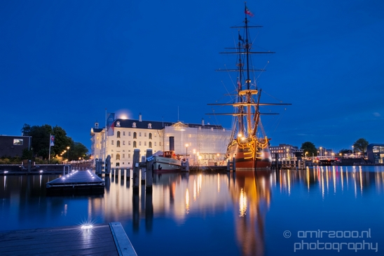 Night_Amsterdam_centrum_canals_cityscape_Netherlands_Photography_054_Canon_EOS_5D_Mark_IV.JPG