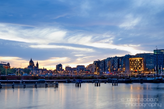 Night_Amsterdam_centrum_canals_cityscape_Netherlands_Photography_055_Canon_EOS_5D_Mark_IV.JPG