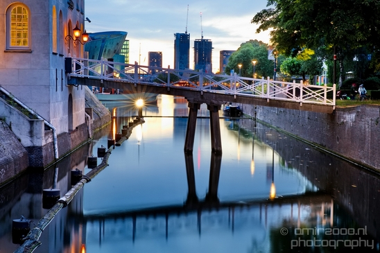 Night_Amsterdam_centrum_canals_cityscape_Netherlands_Photography_056_Canon_EOS_5D_Mark_IV.JPG