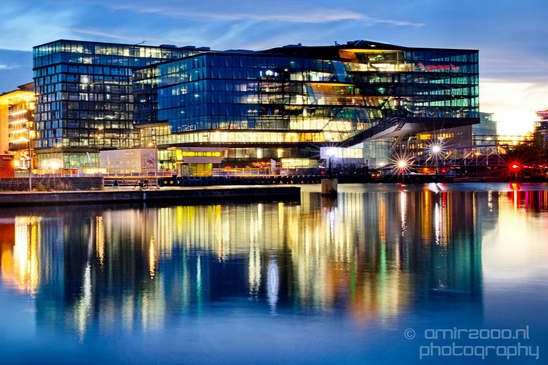 Night_Amsterdam_centrum_canals_cityscape_Netherlands_Photography_061_Canon_EOS_5D_Mark_IV.JPG