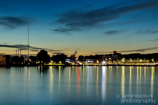 Night_Amsterdam_centrum_canals_cityscape_Netherlands_Photography_081_Canon_EOS_5D_Mark_IV.JPG