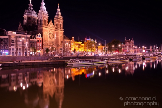 Night_Amsterdam_centrum_canals_cityscape_Netherlands_Photography_091_Canon_EOS_5D_Mark_IV.JPG