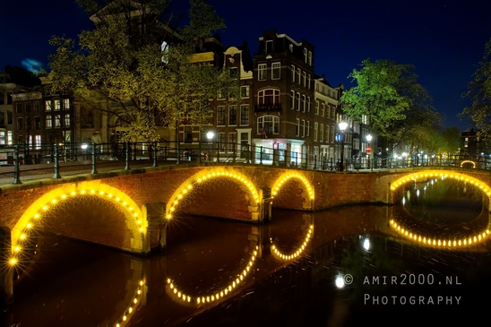 Night_Amsterdam_centrum_canals_cityscape_long_exposure_Netherlands_Photography_016_Canon_EOS_5D_Mark_IV.JPG