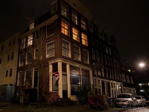 Night_Amsterdam_centrum_curfew_Netherlands_Photography_006_Canon_EOS_5D_Mark_IV.JPG