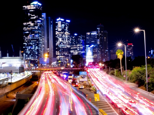 Night_city_long_exposure_Tel_Israel_Photography_001_Canon_EOS_5D_Mark_IV.JPG