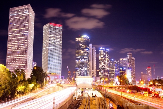 Night_city_long_exposure_Tel_Israel_Photography_005_Canon_EOS_5D_Mark_IV.JPG