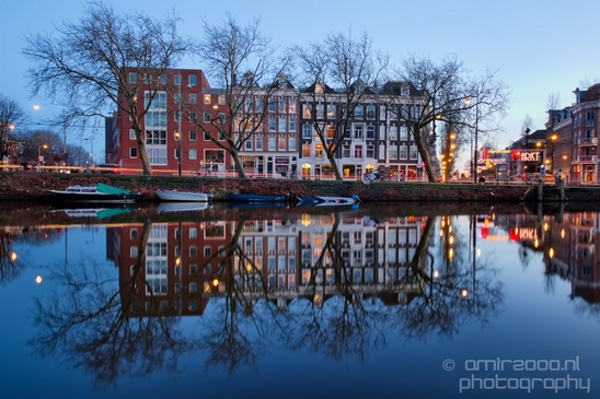 The_blue_hour_in_Amsterdam_night_long_exposure_Netherlands_Photography_007_Canon_EOS_5D_Mark_IV.JPG