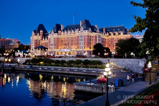 Victoria_at_night_city_nature_urban_Vancouver_Island_British_Colombia_Canada_Photography_003_Canon_EOS_5D_Mark_IV.JPG