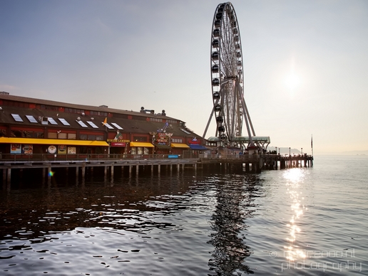 Waterfront_Park_big_wheel_promenade_Seattle_Washington_state_city_urban_Usa_North_America_Cities_Photography_007_Canon_EOS_5D_Mark_IV.JPG
