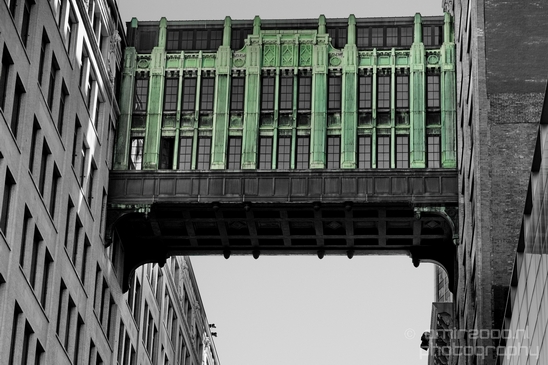 Gimbel_Art_Deco_Sky_Bridge_Manhattan_New_York_City_Cityscape_Usa_Nyc_Photography_003_Canon_EOS_5D_Mark_IV.JPG