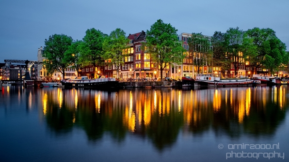 008Night_Photography_Amsterdam_centrum_architecture_canals_cityscape_07.JPG