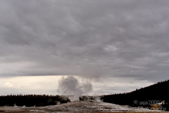 Geyser_old_faithful_yellowstone_usa_Nature_Photography_001_Canon_EOS_7D.JPG