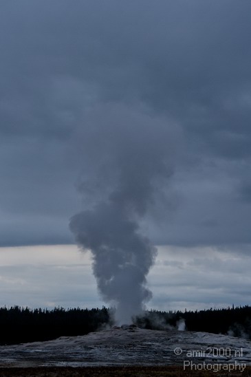 Geyser_old_faithful_yellowstone_usa_Nature_Photography_002_Canon_EOS_7D.JPG
