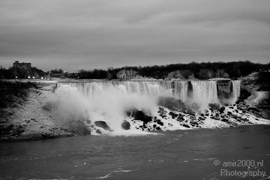 Niagara_Falls_At_Night_Usa_Nature_Photography_005_Canon_EOS_7D.JPG