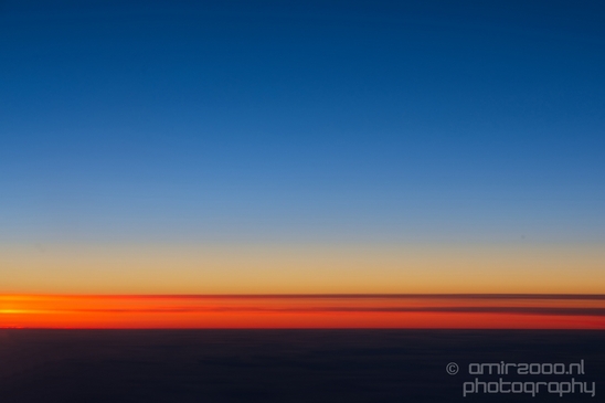 Sunrise_over_Greenland_transatlantic_flight_to_USA_landscape_Nature_Photography_001_Canon_EOS_5D_Mark_IV.JPG