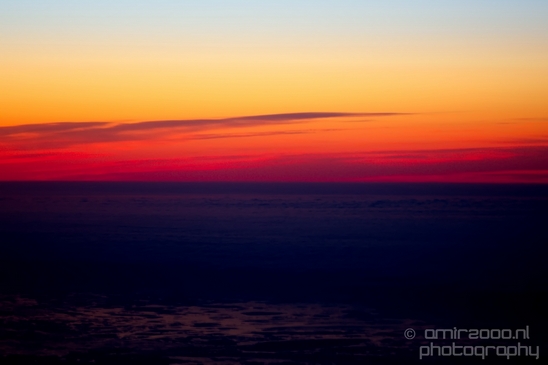 Sunrise_over_Greenland_transatlantic_flight_to_USA_landscape_Nature_Photography_010_Canon_EOS_5D_Mark_IV.JPG