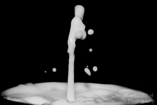 Water_Droplet_Macro_milk_Photography_024_Canon_EOS_5D_Mark_IV.JPG