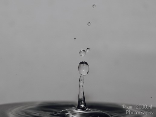 Water_drops_droplet_macro_Photography_005_Canon_EOS_5D_Mark_IV.JPG
