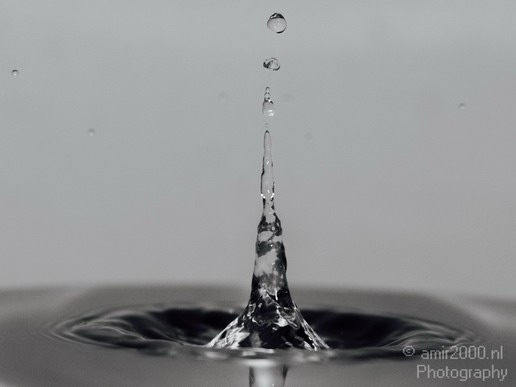 Water_drops_droplet_macro_Photography_007_Canon_EOS_5D_Mark_IV.JPG