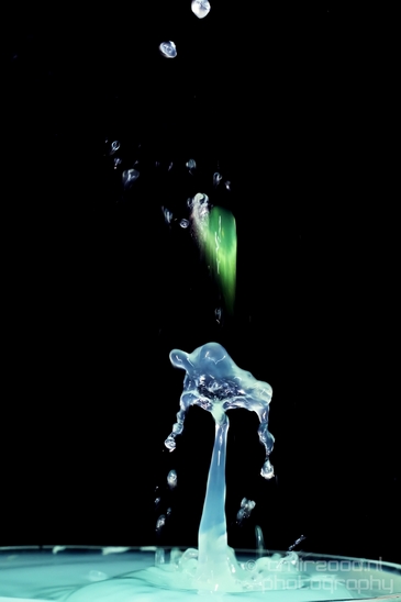 Water_drops_droplet_macro_experiment_Photography_128_Canon_EOS_5D_Mark_IV.JPG